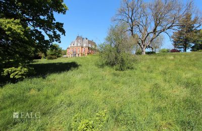 Palácio à venda Fays, Wallonie, ...und weitläufiger Garten