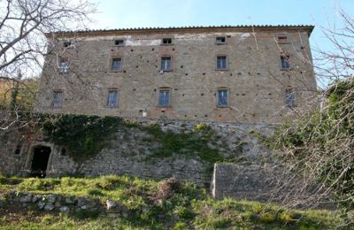 Palácio à venda San Leo Bastia, Palazzo Vaiano, Úmbria, Vista traseira