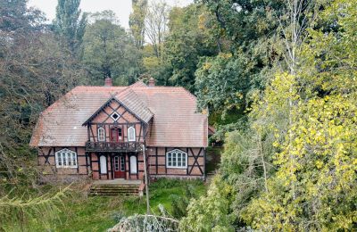 Imóveis com caráter, Kleines Fachwerk-Gutshaus bei Leszno