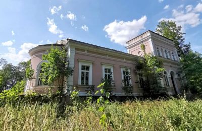 Imóveis com caráter, Gutshaus in Lubiatów, südlich der Stadt Lodz
