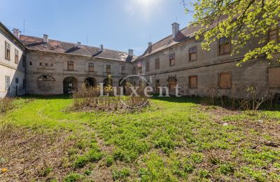 Palácio à venda Cítoliby, Zamek Cítoliby, Ústecký kraj, Arcada