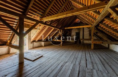 Palácio à venda Brody, Zámek Brody, Ústecký kraj, Sótão