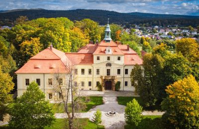 Palácio à venda Mirošov, Zámek Mirošov, Plzeňský kraj, Vista frontal