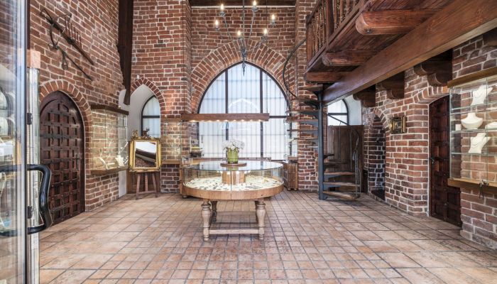 Torre defensiva gótica no centro histórico de Malbork