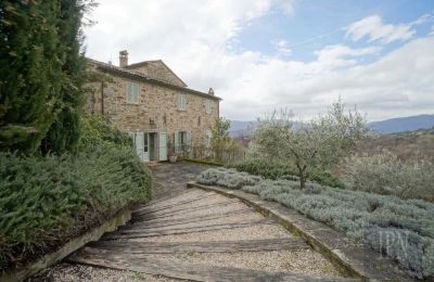Casa de campo à venda Città di Castello, Úmbria, Acesso