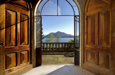 Villa histórica à venda 28838 Stresa, Via Giuseppe Mazzini, Piemonte, Entrada