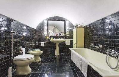 Palácio à venda Oria, Apúlia, Casa de banho