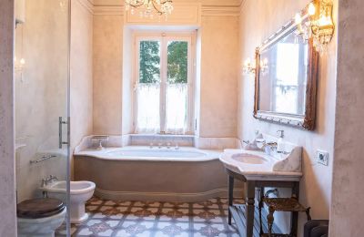 Villa histórica à venda Cannobio, Piemonte, Casa de banho