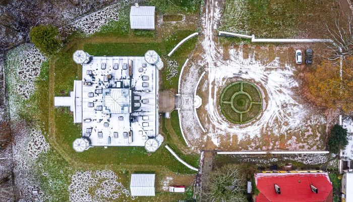 Apartamento em edifício histórico à venda Lubiechowo, Zachodniopomorskie,  Polónia