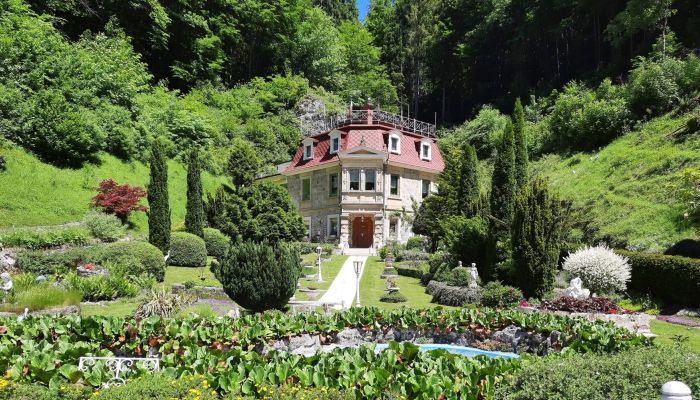 Villa histórica à venda 72574 Bad Urach, Baden-Württemberg,  Alemanha
