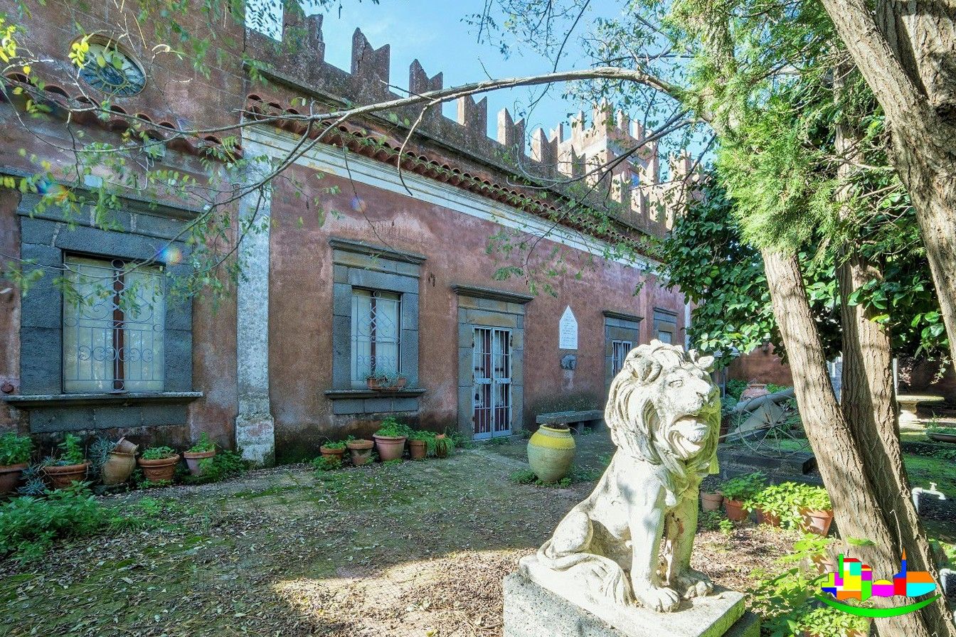 Fotos Castelo na Sicília com jardim romântico na pérola do Mediterrâneo