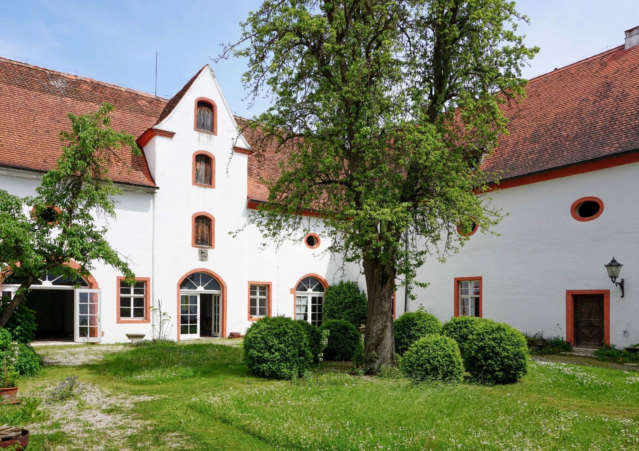 Fotos Schloss Stopfenheim nahe Brombachsee, Nahwärme