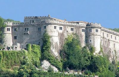 Castelo à venda Abruzos, Vista exterior