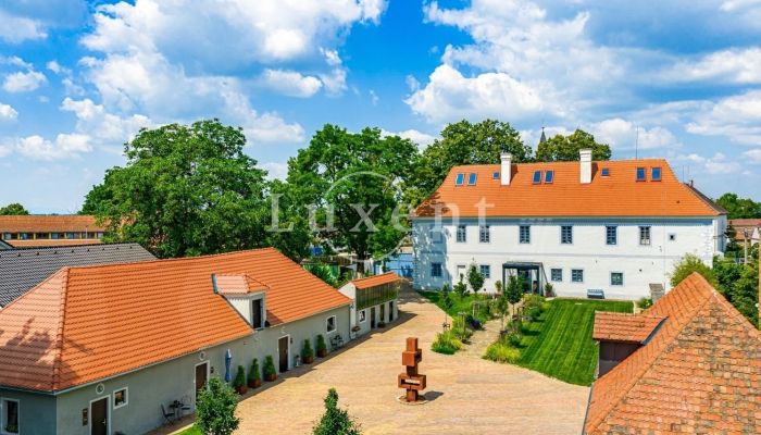 Palácio à venda České Budějovice, Região da Boémia do Sul,  República Checa