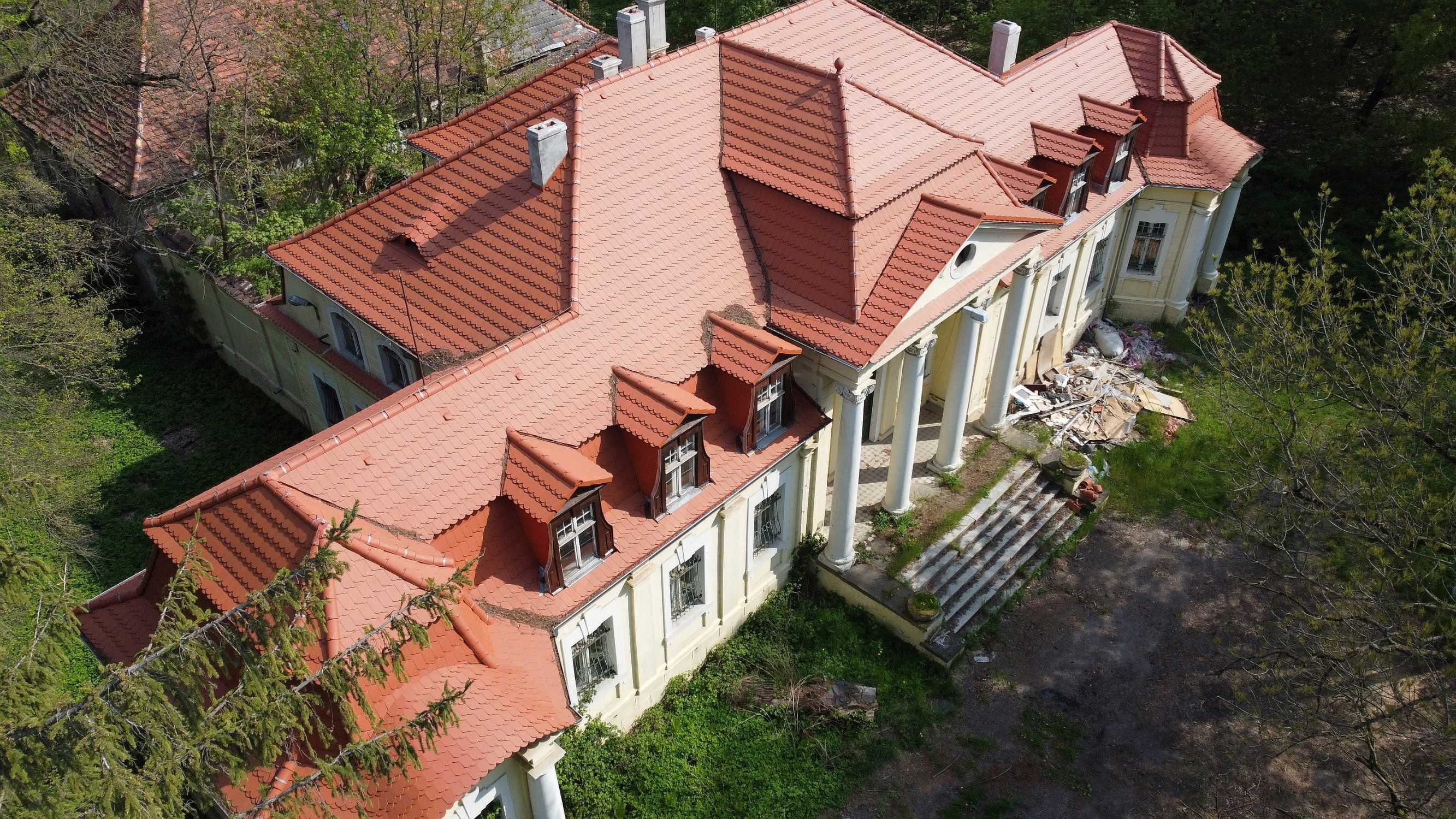 Fotos Pałac-Dwór XIX w.