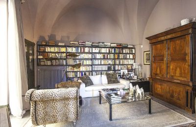 Apartamento em edifício histórico à venda Oria, Apúlia, Sala de estar