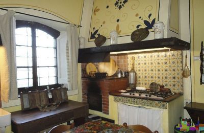 Mansão histórica à venda Lácio, Cozinha