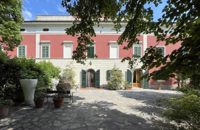 Imóveis com caráter, Villa aus dem 19. Jahrhundert mit kleinem Park bei Pisa