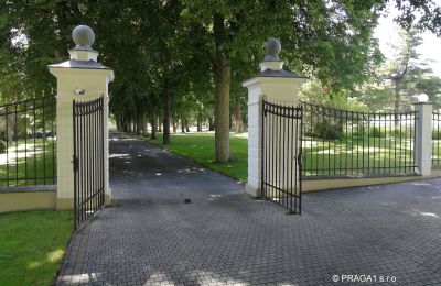 Palácio à venda Hlavní město Praha, Acesso