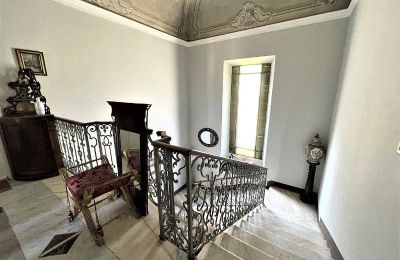 Villa histórica à venda Verbano-Cusio-Ossola, Intra, Piemonte, Escada