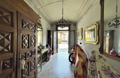 Villa histórica à venda Verbano-Cusio-Ossola, Intra, Piemonte, Entrada
