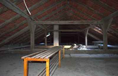 Casa senhorial à venda Západné Slovensko, Sótão