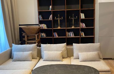Apartamento em edifício histórico à venda Lubiechowo, Pałac w Lubiechowie, Zachodniopomorskie, Widok na salon