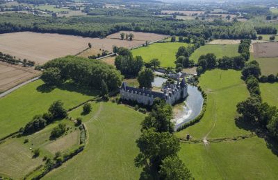 Palácio à venda Le Mans, País do Loire, Propriedade