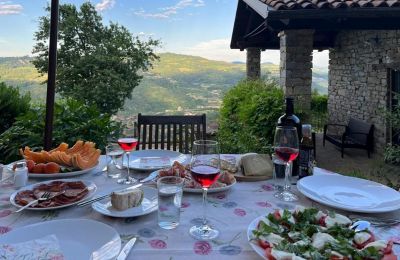Casa de campo à venda Piemonte, Außensitzplatz mit Blick