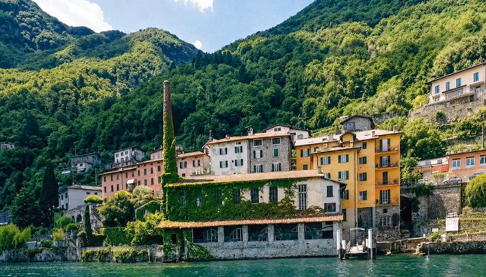 Imóvel histórico à venda Brienno, Lombardia