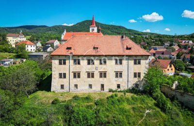 Palácio à venda Žitenice, Zámek Žitenice, Ústecký kraj, Vista traseira