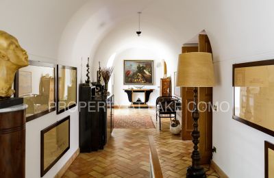Villa histórica à venda Griante, Lombardia, Corridor