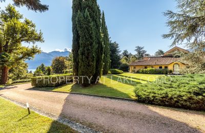 Villa histórica à venda Griante, Lombardia, Rear view
