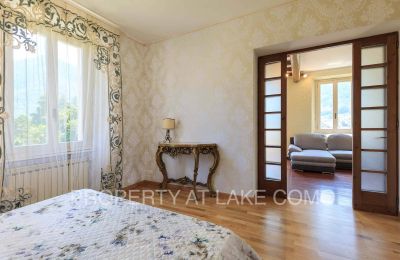Villa histórica à venda Dizzasco, Lombardia, Quarto