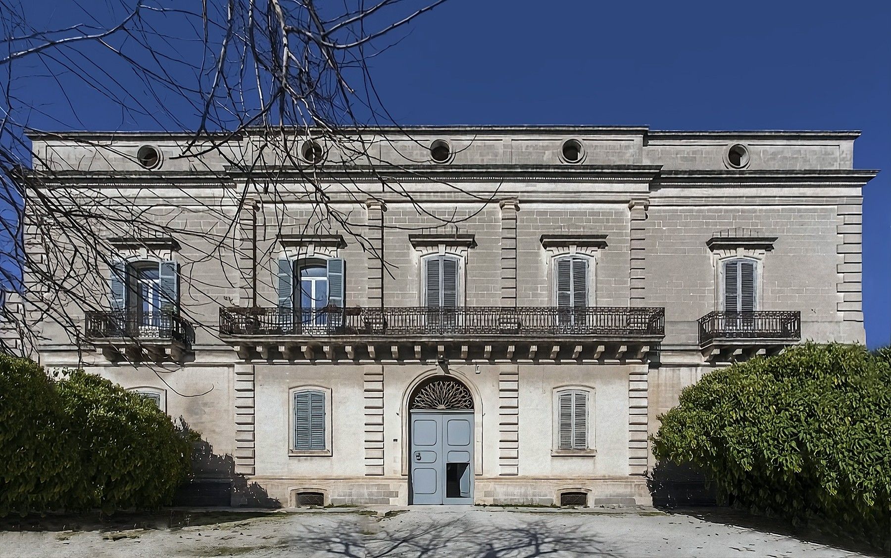 Fotos Palácio com jardim e piscina em Manduria, hoje Boutique-Hotel no coração do Salento