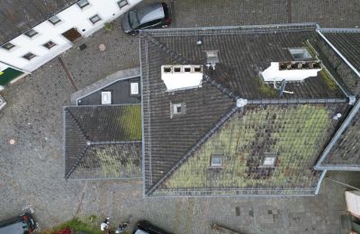 Casa urbana à venda 53945 Blankenheim, Renânia do Norte-Vestfália, Ansicht Walmdächer Haupthaus und Anbau
