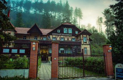 Propriedade histórica à venda Kowalowa, Dolnoslaskie, Front budynku