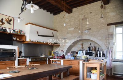 Palácio à venda Monflanquin, Nova Aquitânia, Cozinha