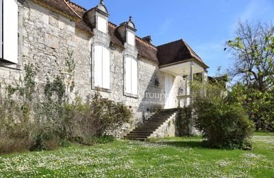 Palácio Monflanquin, Nova Aquitânia
