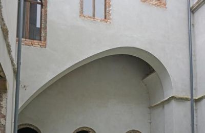 Castelo à venda Zagórzany, Malopolskie, Pátio