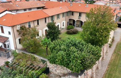 Casa senhorial Pombia, Piemonte