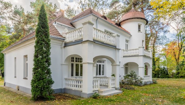 Villa histórica à venda Baniocha, Mazowieckie,  Polónia