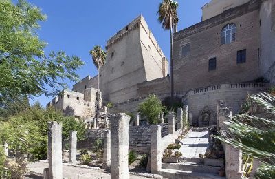 Palacete Oria, Apúlia
