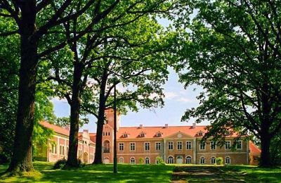 Palácio à venda Dobrocin, Pałac w Dobrocinie, Warminsko-mazurskie, Vista histórica