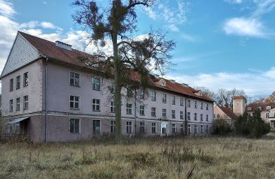 Palácio à venda Dobrocin, Pałac w Dobrocinie, Warminsko-mazurskie, Edifício anexo 