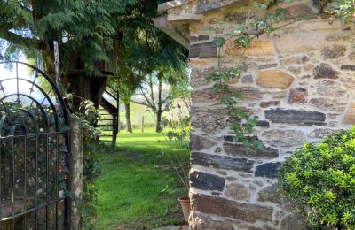 Casa de campo à venda Melide, Cabazás, Galiza, Entrada al jardín