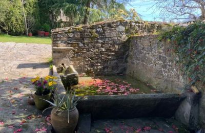Casa de campo à venda Melide, Cabazás, Galiza, Lavadero y fuente