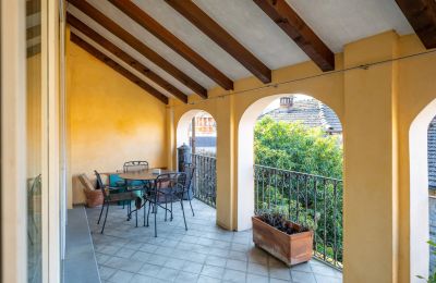 Villa histórica à venda Miasino, Piemonte, Varanda