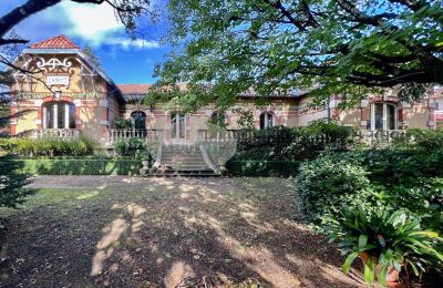 Villa histórica Castres, Occitânia