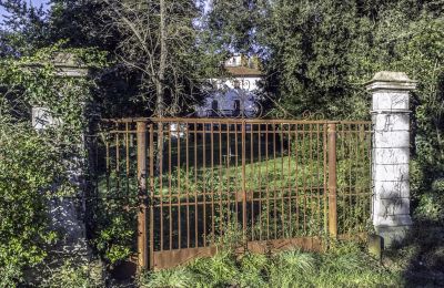 Villa histórica à venda Pontedera, Toscana, Entrada